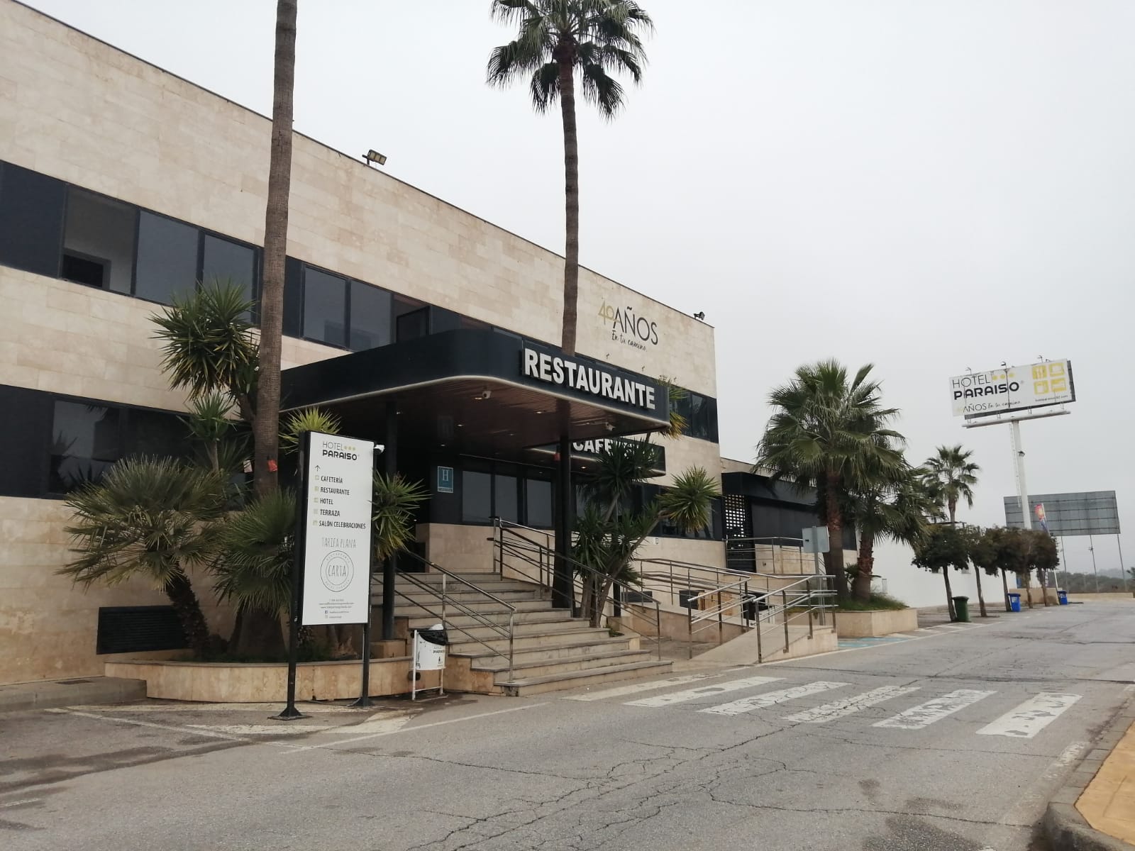 Entrada Hotel Paraiso